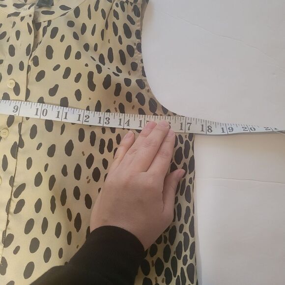 J. Crew cheetah print flow top sleeveless Size 2 - Picture 5 of 7